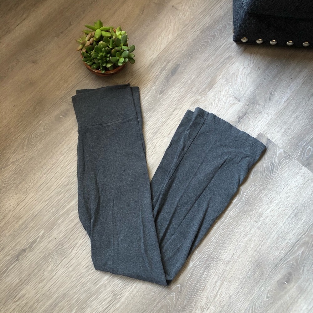 💜Forever 21 Flare Yoga Pants